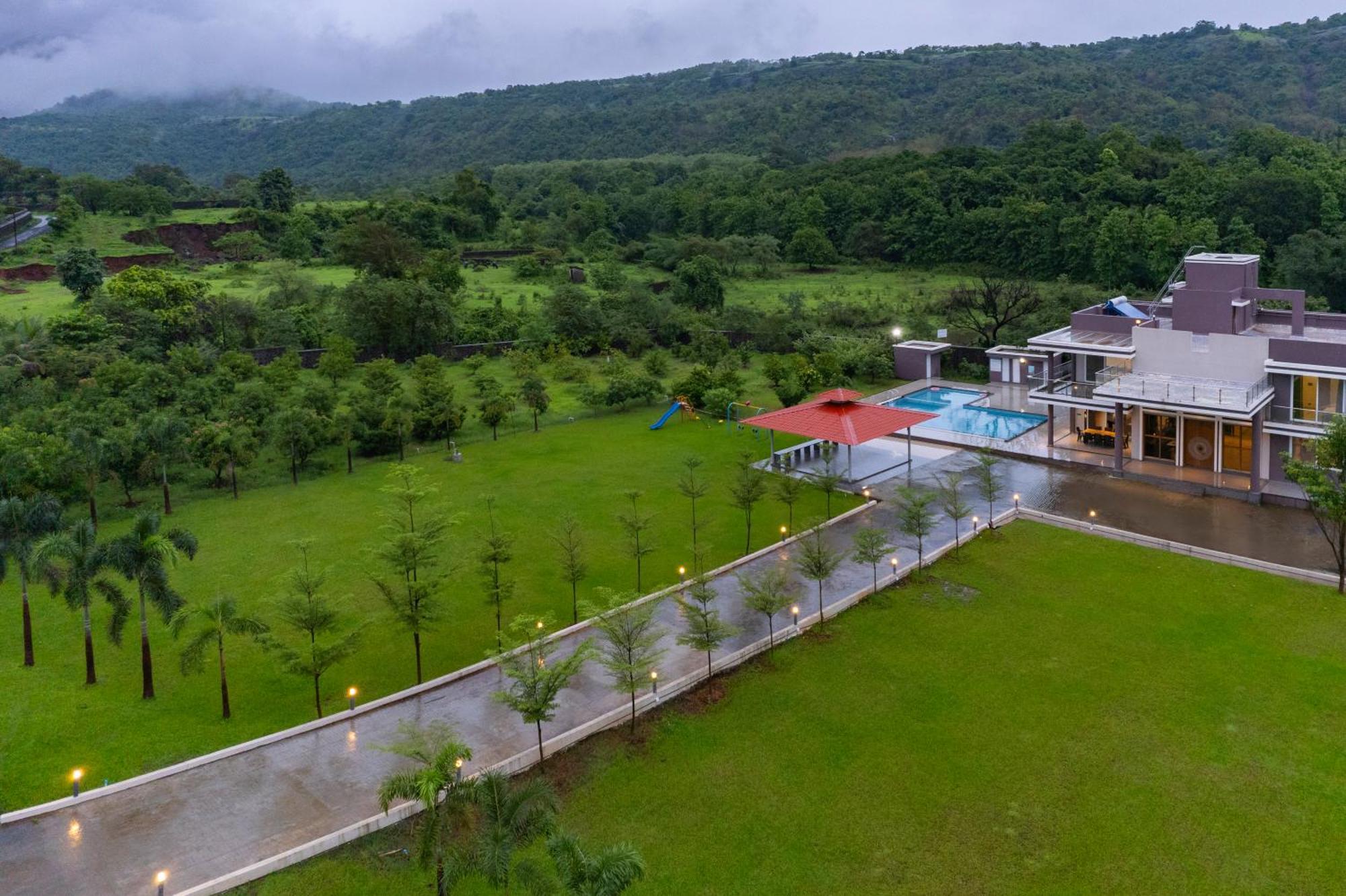 Stayscape Shreeji Farms 4Bhk Karjat Zewnętrze zdjęcie