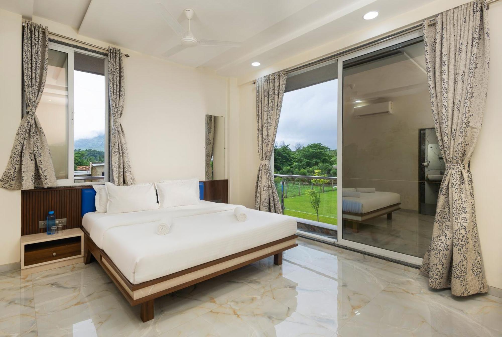 Stayscape Shreeji Farms 4Bhk Karjat Zewnętrze zdjęcie
